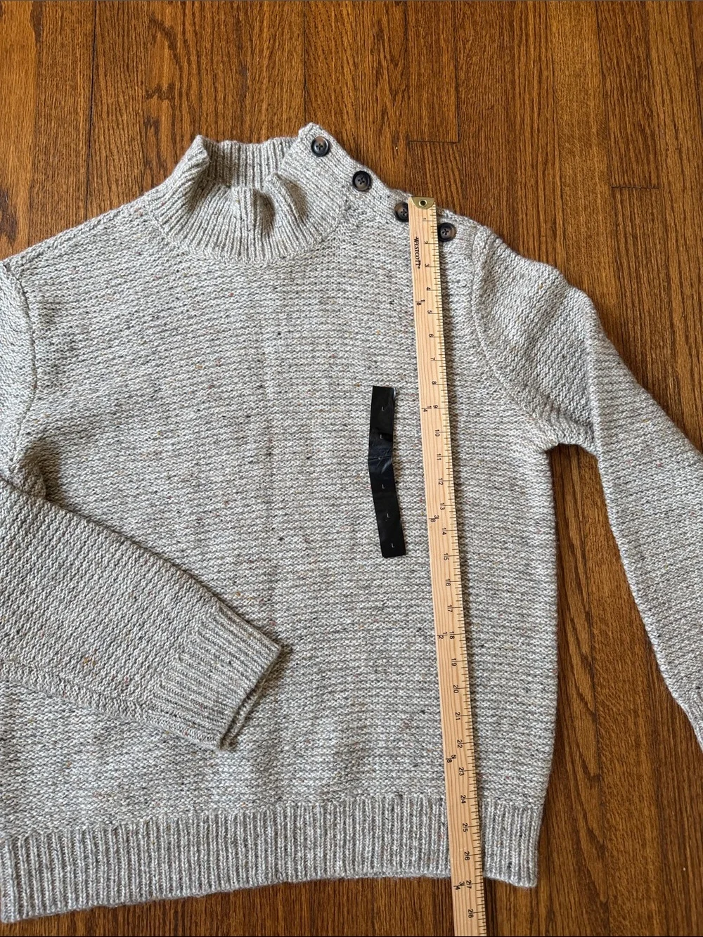 NWT Banana Republic Tweed Mock Neck Shoulder Button Sweater Large Beige Fleck